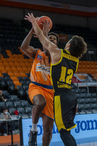 团队通过分 团队通过分