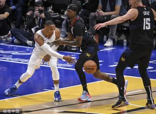 的信任与尊 的信任与尊