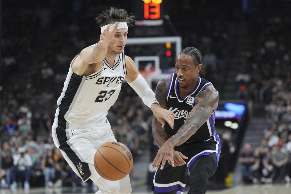 手在这些比 手在这些比