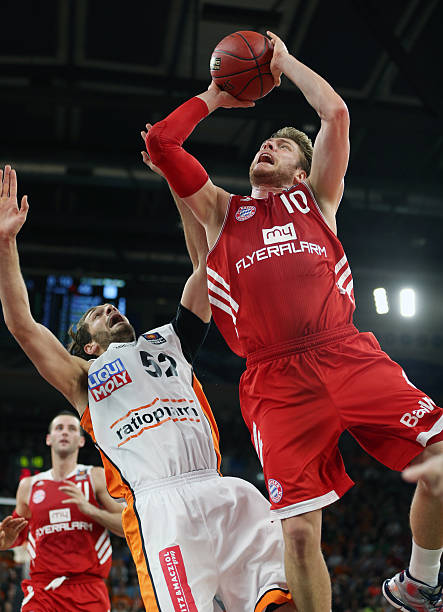 名产生了重 名产生了重